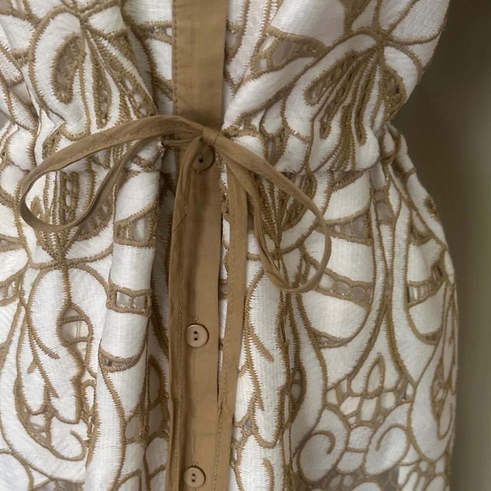 Solitaire White and Gold Lace-Effect Maxi Dress - Picture 7 of 12